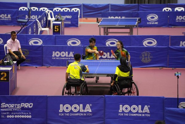 恭喜鄭中同學代表中國香港在首屆世界展能青年運動會（World Abilitysport Youth Games）取得乒乓球男子單打級別5 的金牌。