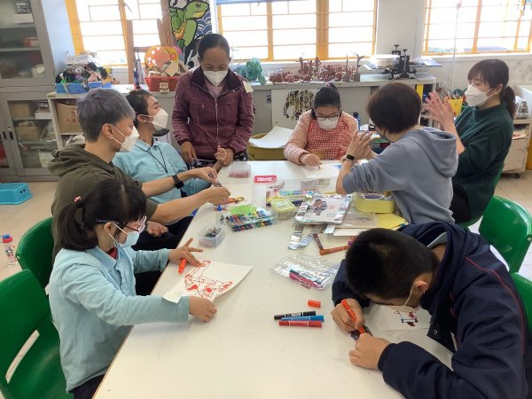 「表達藝術治療」工作坊