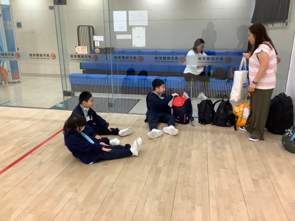 B班參觀活動 參觀禾源路體育館