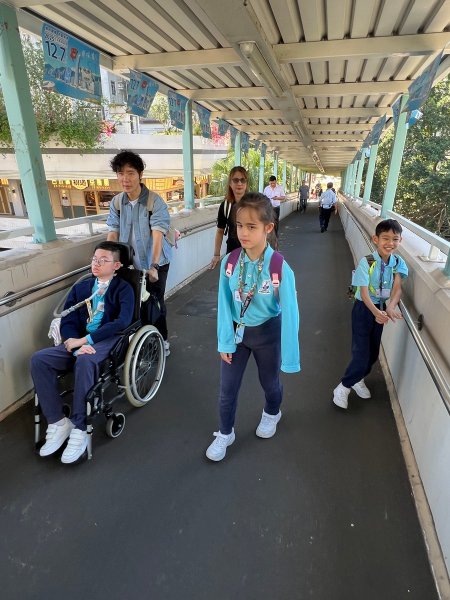 參觀「香港多面體」展覽