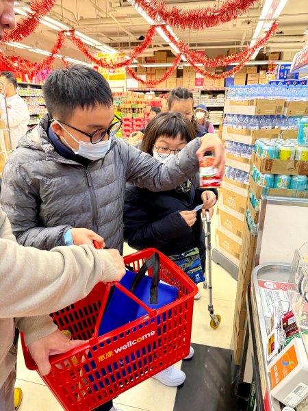 EOS外出街巿購物及煮通粉